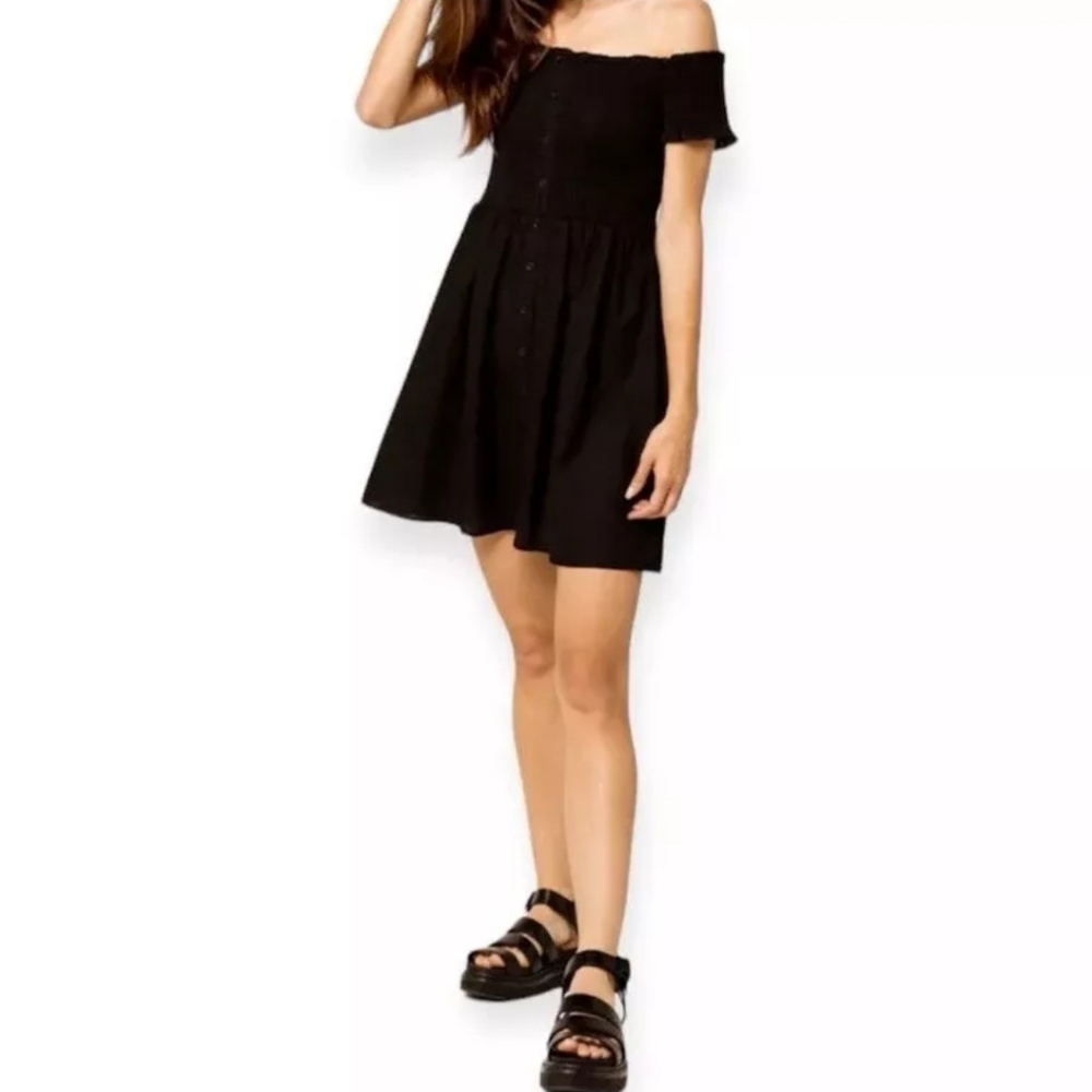 Abercrombie & Fitch Smocked Button Front Black Off The Shoulder Dress- Size Xl